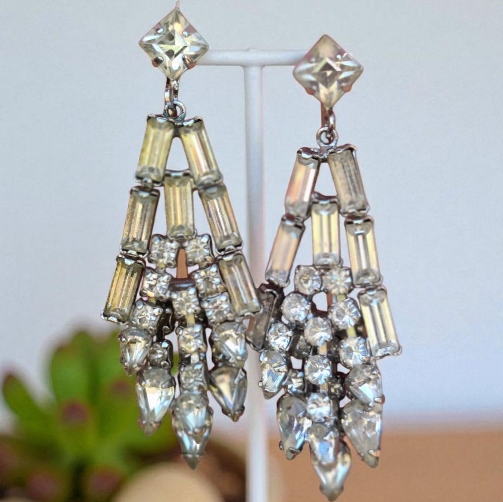 Vintage 1940s Art Deco Rhinestone Drop Earrings